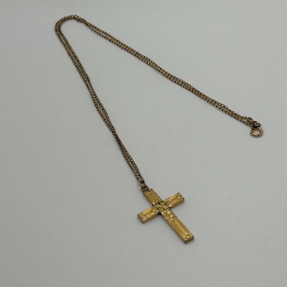 Vintage Art Deco Etched Gold-tone Cross Necklace and Chain 1930 Thumbsless Clasp - Picture 3 of 12
